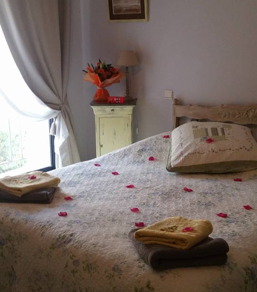 Trois chambres parfaitement aménagées dans votre maison d'hôtes à Bernis près de Nîmes